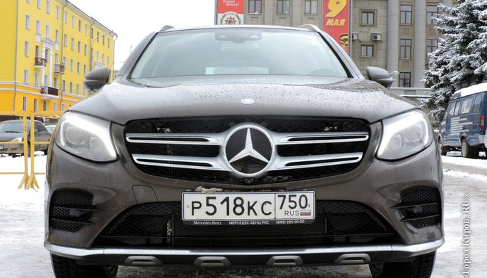Тест-драйв Mercedes-Benz: «Мерседес» отказался от неповторимого дизайна и выпустил «леденец»
