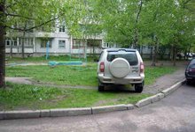 Почему акция «Газон под колесами» обречена на провал