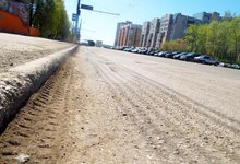 Асфальт на Октябрьском проспекте сняли, а новый класть некому