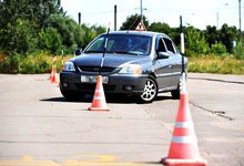 Обучение в автошколах станет дольше и «намного» дороже