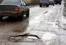 Городские дороги: Власти не могут определиться с ремонтом