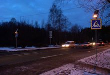 На пешеходных переходах Кирова стало светлее