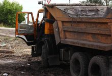 После погони по ухабам сотрудник ДПС задержал угонщика КамАЗа