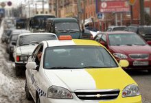 Единый цвет такси. Депутаты «гадают» - быть или не быть