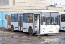 У горадминистрации «десятка» врезалась в пассажирский автобус 