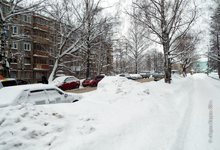 Последствия снегопада: улицы стали узкими из-за «подснежников»