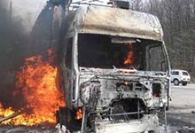 В Верхнекамском районе на дороге загорелся КАМАЗ