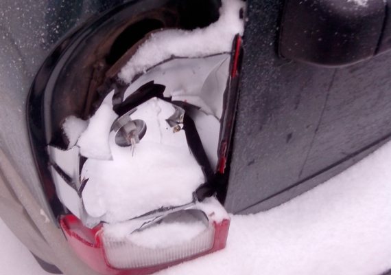 ДТП во дворе. ДПС бессильны, вызываем участкового