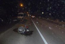 ДТП. Мотоциклист погиб под колесами микроавтобуса