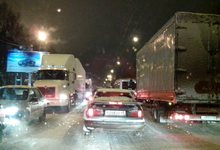 Снегопад в Кирове: на дорогах пробки, возможен ледяной дождь