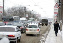 Киров в пробках: из-за непогоды город ждет транспортный коллапс