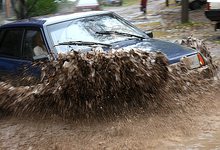 Яма глубиной почти 50 сантиметров: а вам слабо?