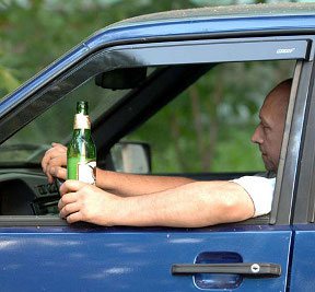 «Что вы, господин инспектор, я не пью за рулём!»