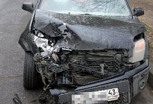 Утреннее ДТП: «Волга» столкнулась с автомобилем Ford