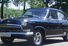 Кировскую «Волгу» из сериала «Русский дубль» арестовали за долги ее владельца