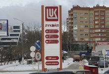 Бензин подорожал на 50 копеек и это не предел