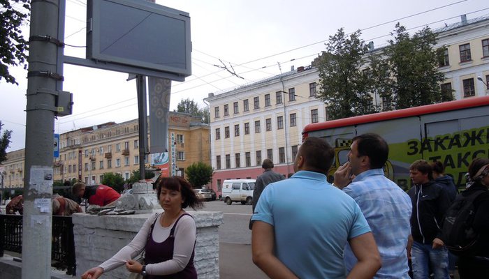 В Кирове появилась первая «умная» остановка