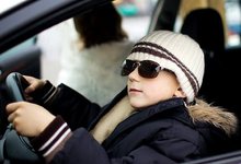 Депутат Госдумы предложил выдавать водительские права с 16 лет