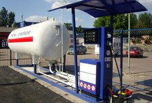 Рост цен на топливо. Бензин подорожал, очередь за газом