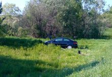 На Советском тракте «Киа Рио» улетел в кювет (ВИДЕО) 