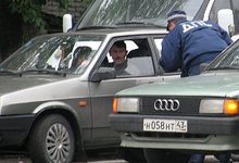 Полицейские жалуются на оскорбления и грозят крупным штрафом за клевету!