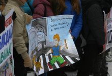 Сегодня в Кирове проходит акция памяти погибших в ДТП