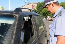 «Ребёнок должен быть пристегнут!» Инспекторы ГИБДД вышли в рейд