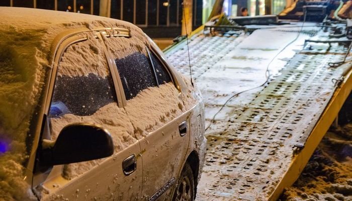 Уборка улиц Кирова от снега: откуда стоит убрать машины