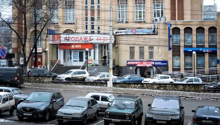 «Ниже нуля»: в выходные в Кирове автомобилистам нужно быть внимательнее