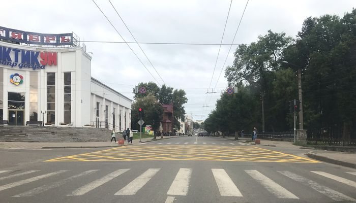 В Кирове появилась «вафельная» разметка: зачем, почему и сколько штраф?