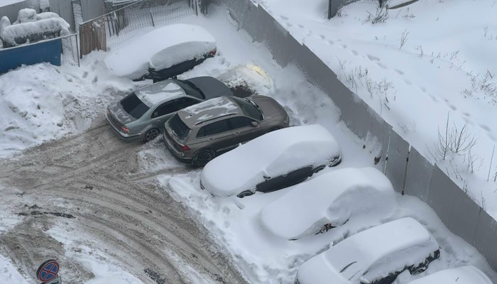 Россиянам назвали неисправности, которые возникнут из-за пробуксовки автомобиля в снегу