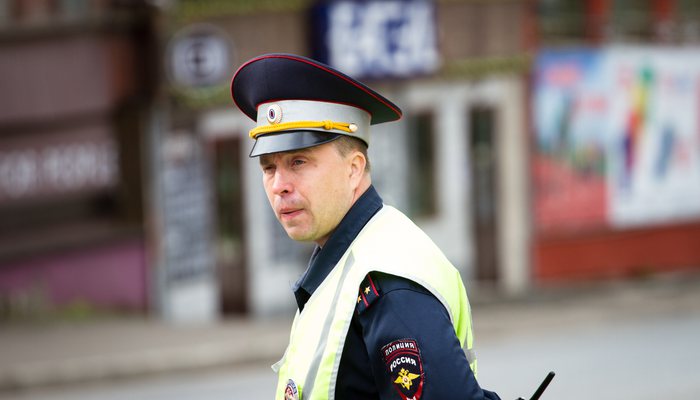 Прут, где хотят. В Кирове очередной всплеск нарушений ПДД пешеходами