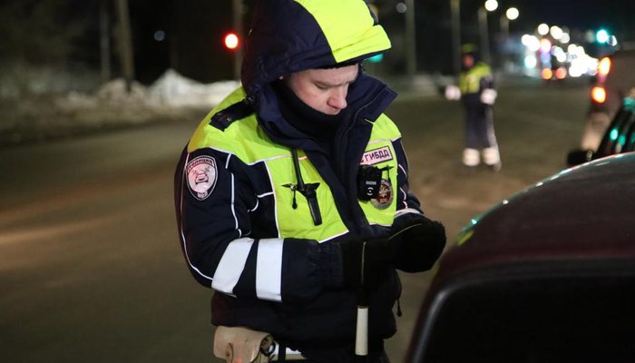 Названы 5 распространенных штрафов для автомобилистов зимой