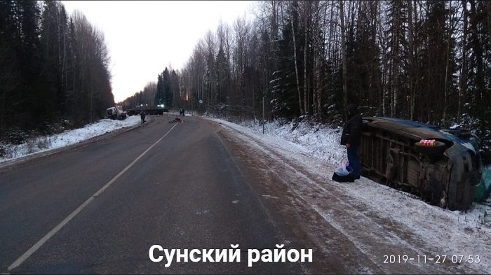 Погибли невиновные: подробности жесткого ДТП в Кировской области с лесовозом