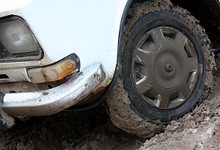 Грязный рыхлый снег... Буксуем?