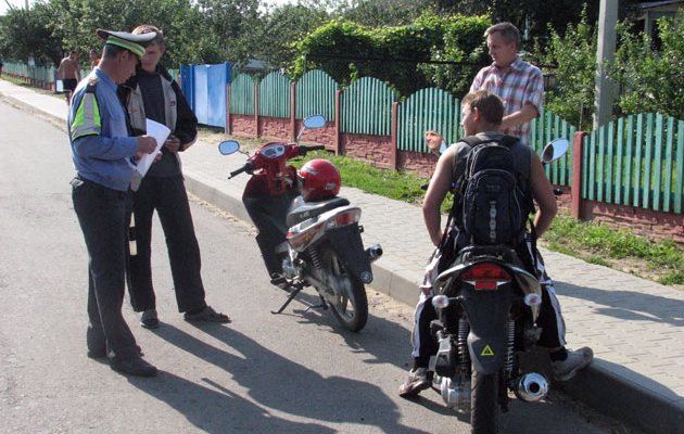 Сотрудники ГИБДД проверят мотоциклистов