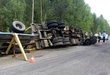 Водитель лесовоза сгорел в машине