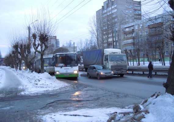 На дорогах Кирова и области не произошло ни одной аварии с пострадавшими
