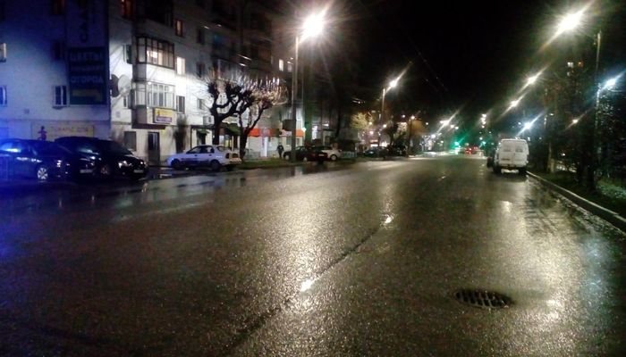 В Кирове столкнулись Hyundai и троллейбус: водитель троллейбуса скрылся с места ДТП