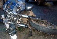 На улице Попова вновь серьезное ДТП с участием мотоциклиста [фото]