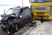 Ладу Калину занесло на трассе: пассажир погиб на месте