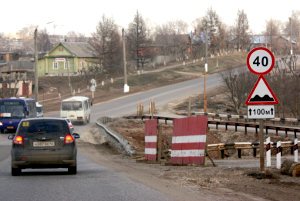 Мост в Крутихе: ремонт откладывается до лета