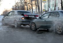 ДТП. Не уступил дорогу – въехал в ограждение