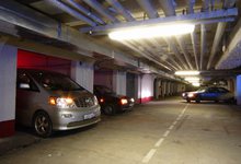 Администрации Кирова нужна крытая парковка для автомобилей