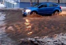 Обильные осадки вызвали транспортный коллапс на дорогах