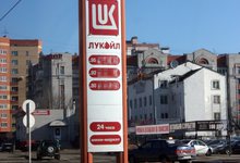 Бензин подорожал на 50 копеек