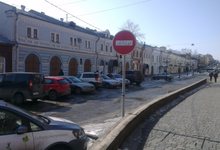 ГИБДД не могут штрафовать за парковку на улице Спасской