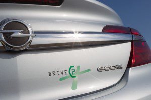 Opel и DRIVE C2X: связь между автомобилями для повышения безопасности на дорогах Европы