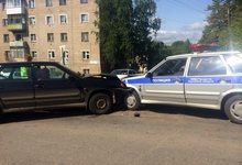 На Лепсе «четырнадцатая» столкнулась с полицейской машиной