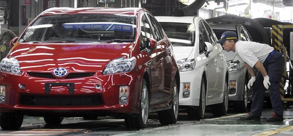Toyota в 2015 году начнет серийный выпуск беспилотных автомобилей